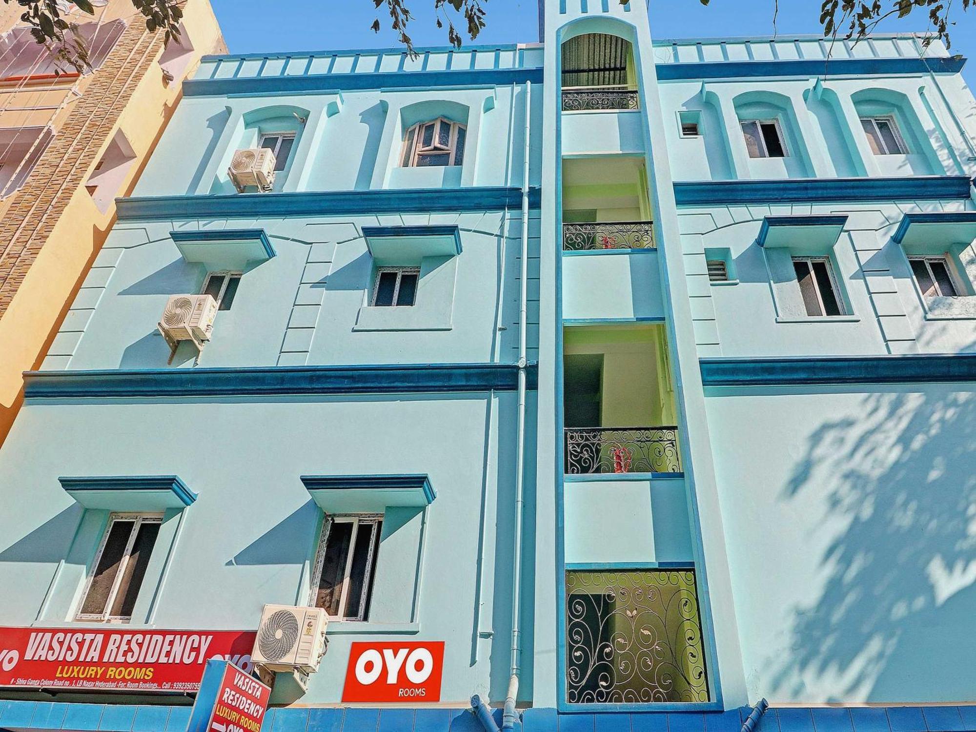 Hotel O Vasista Residency Hyderabad Exterior foto
