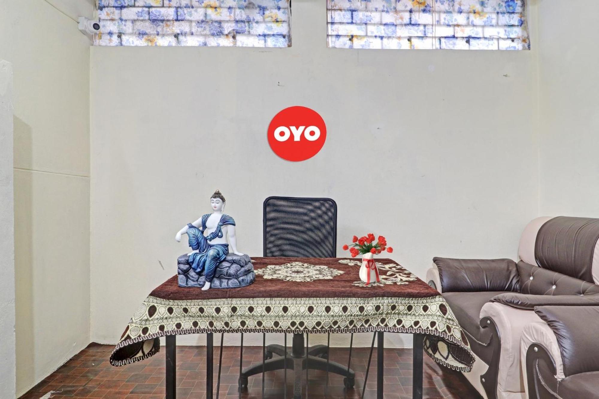 Hotel O Vasista Residency Hyderabad Exterior foto